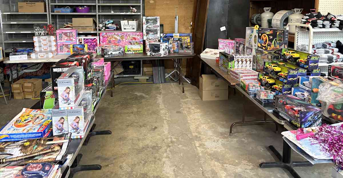 Auction Items to Benefit Plentiful Harvest - Dec 6th at 6 pm Auction Items to Benefit Plentiful Harvest - Dec 6th at 6 pm