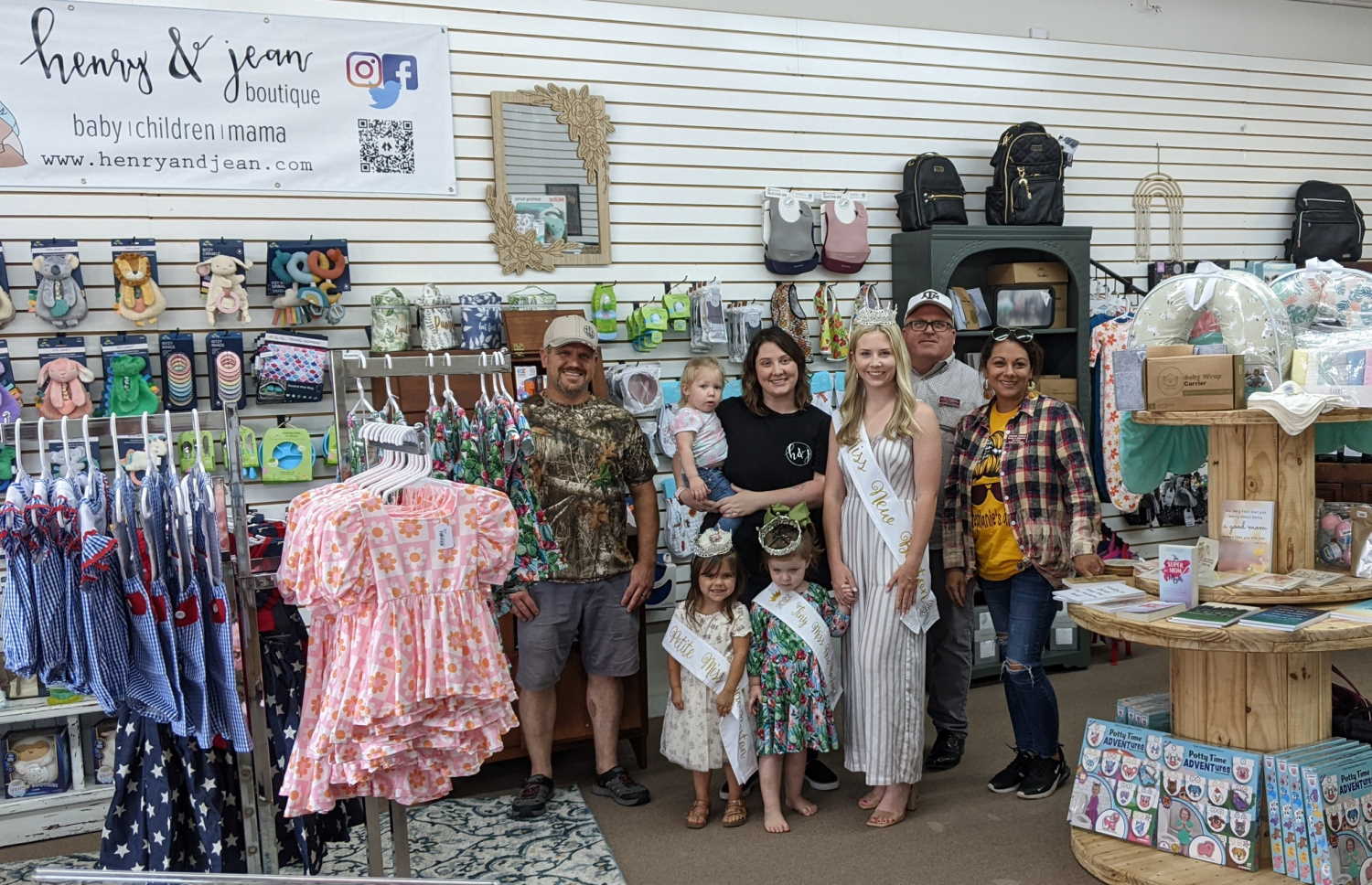 Business After Hours hosted by Henry & Jean and the Bowie County Citizens Tribune