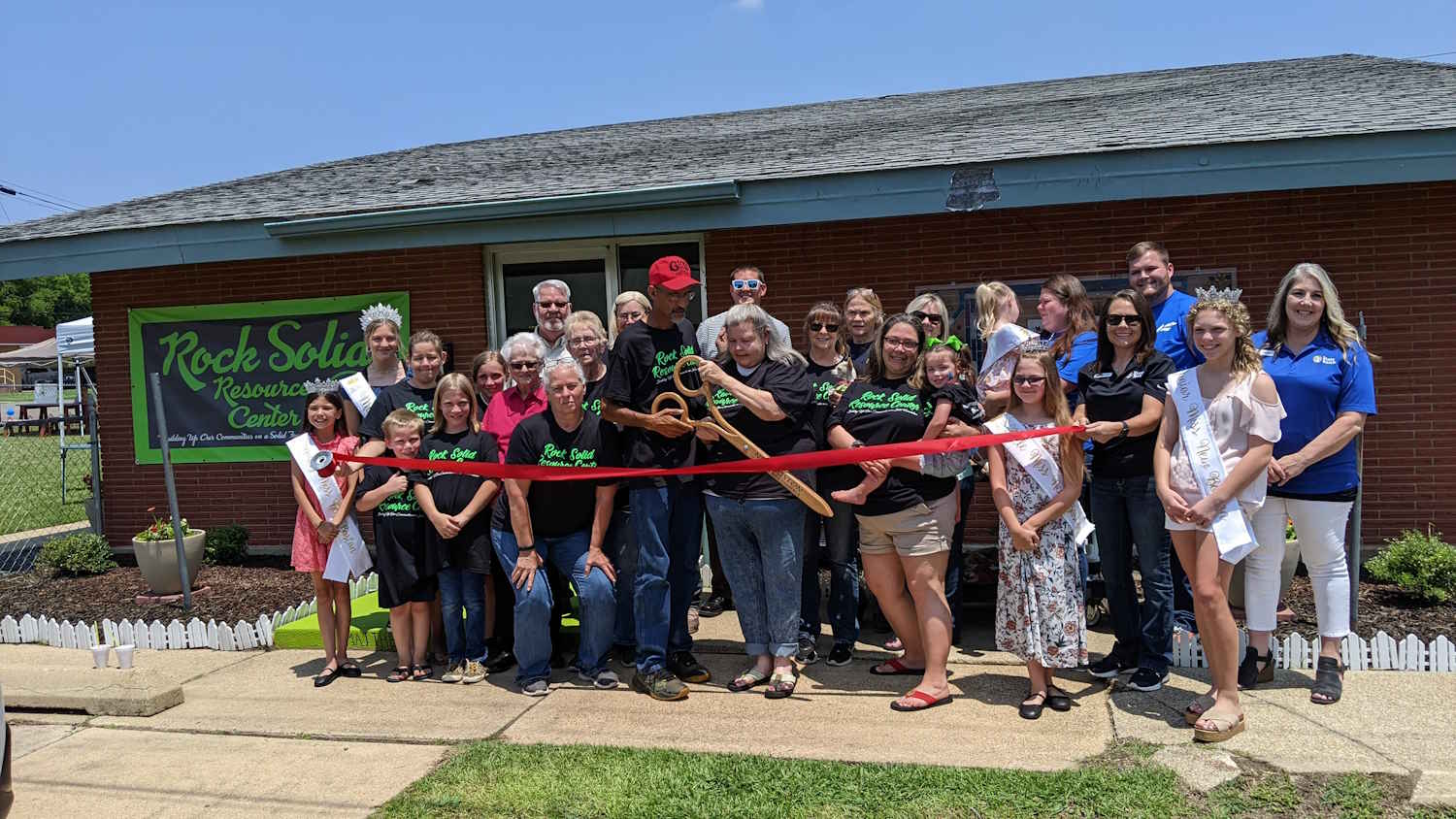 Rock Solid Resource Center Ribbon Cutting