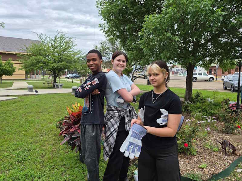 Earth Day 2026 Volunteers