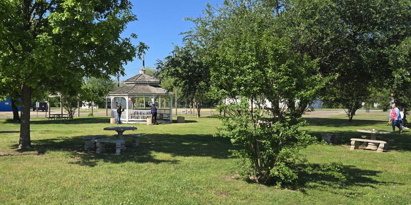 Earth Day Pictures at Various Locations Earth Day Pictures at Various Locations