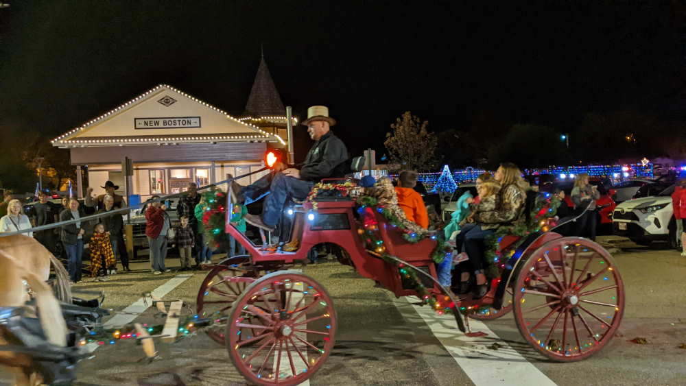 Parade 22c Parade 22c