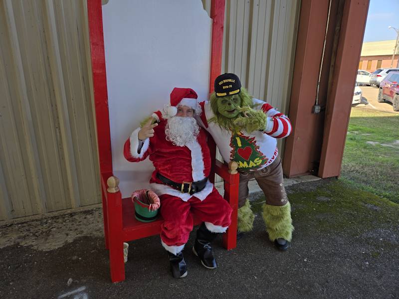 Santa and the Grinch