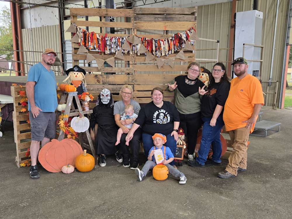 Photo Booth - Multigeneration Family